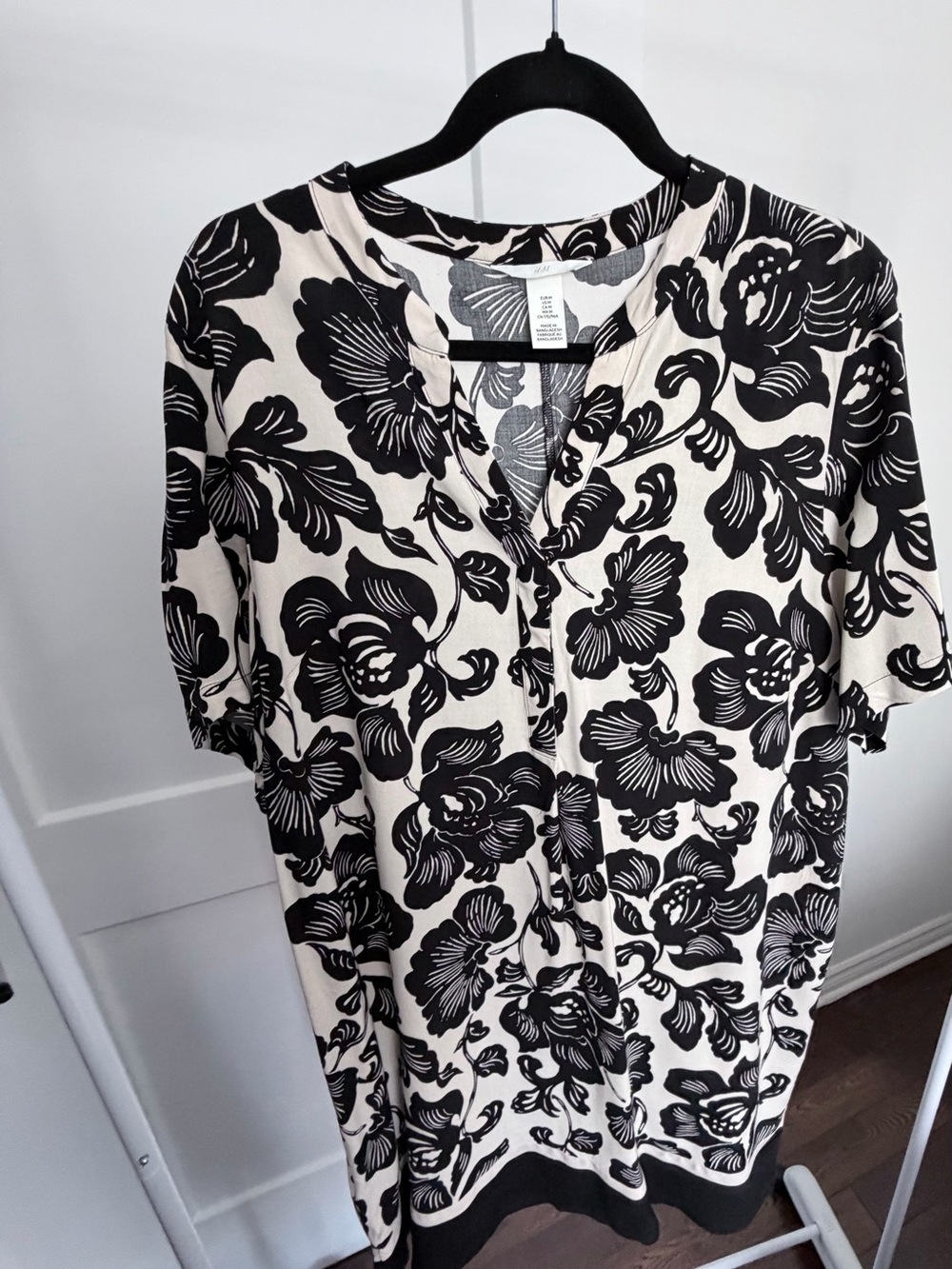 H&M Black and Cream Floral Dress